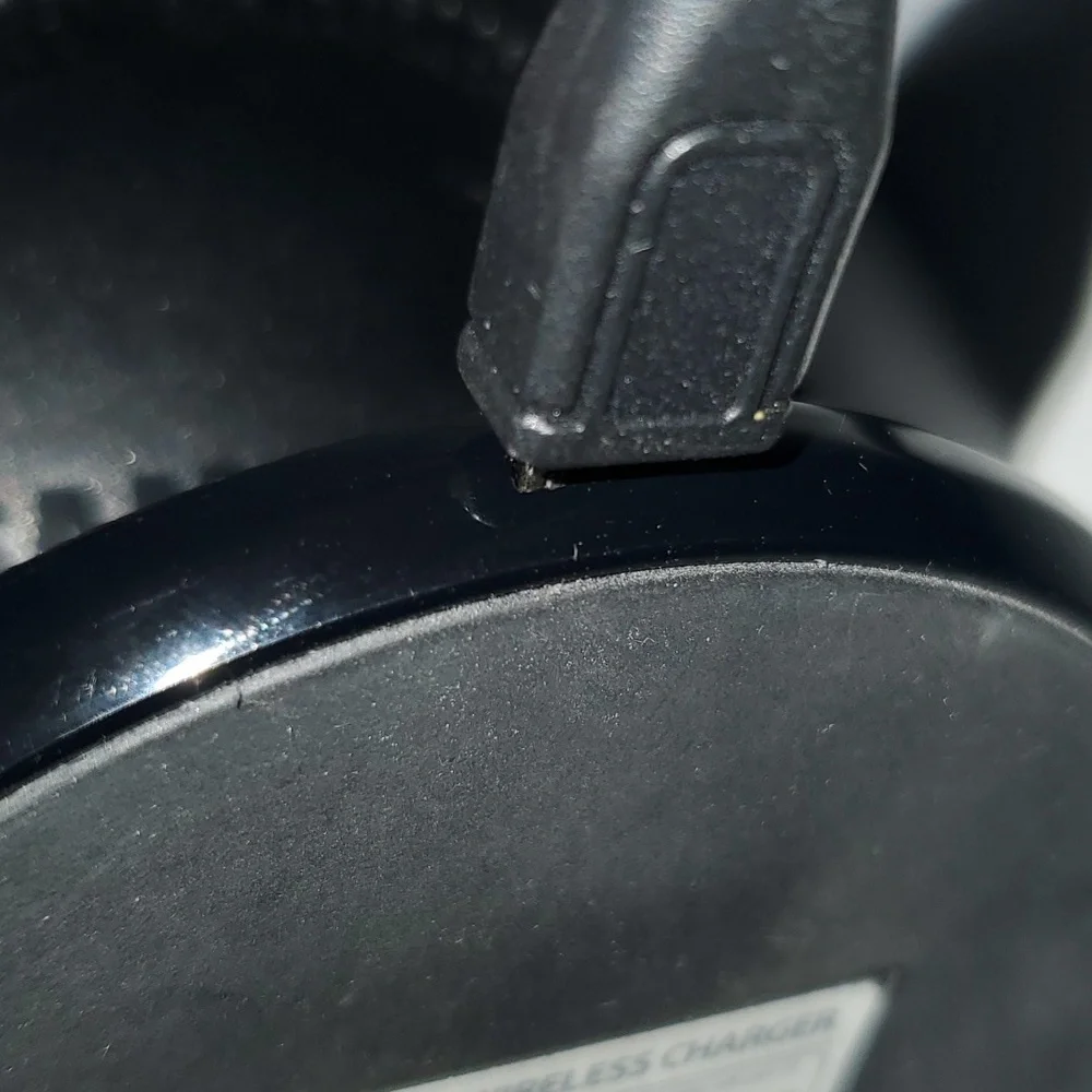 Samsung wireless charger station